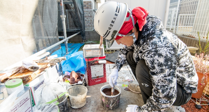 塗料によって、耐久性･機能性･見た目の質感などが異なります。